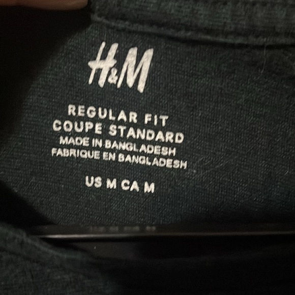 2 for 15$// H&M TShirt - Picture 2 of 3